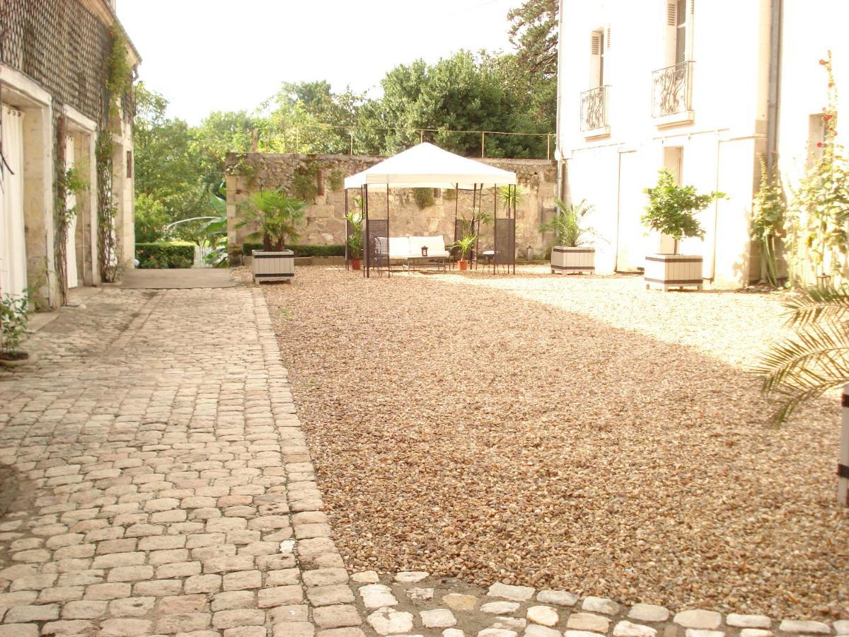 Bed and Breakfast Domaine De Planchoury Saint-Michel-sur-Loire Exterior foto